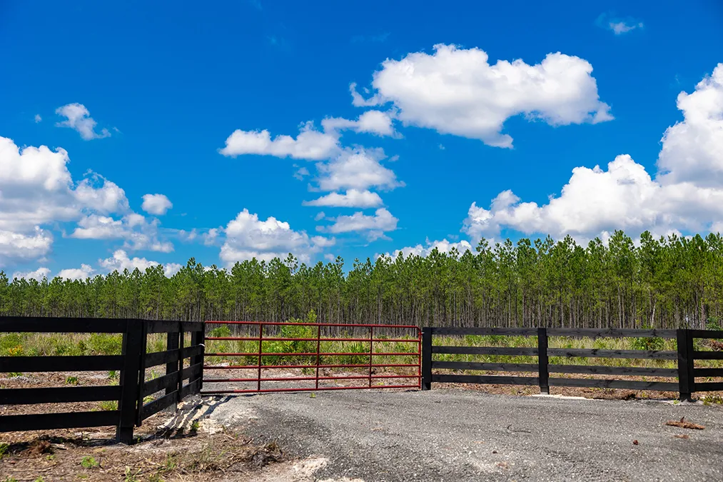 Hampton Pines Gate 2